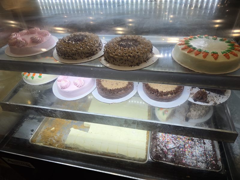 Paradise Buffet interior